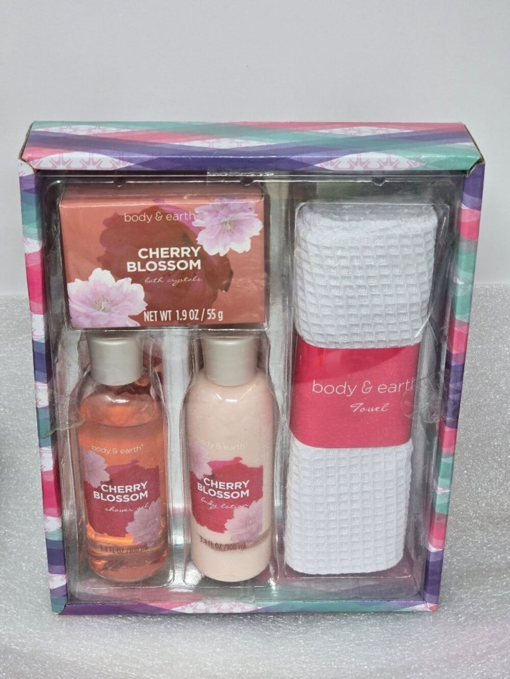Body & Earth Cherry Blossom Spa Gift Set Shower Gel Lotion Bath Crystals & Towel